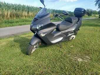 Prodám skútr 125 skupina B - 1