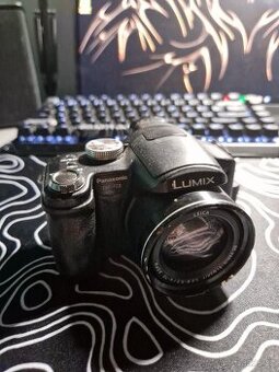 Panasonic DMC-FZ8 černý