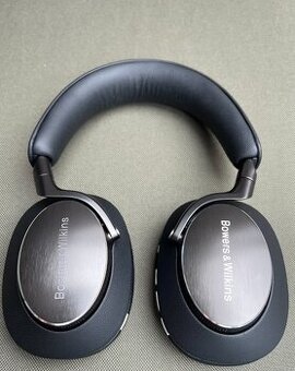 Bowers & Wilkins Px8 black - Záruka do 12/2026