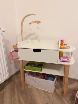 Přebalovací pult pro panenky ze dřeva