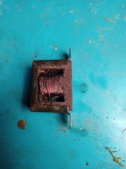 Tlumivka Jawa pařez