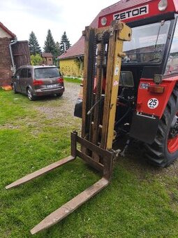 Paletové vidle za traktor