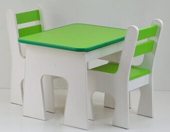 Dětský Dřevěný jídelní set 1S+2K Model K3 zelený