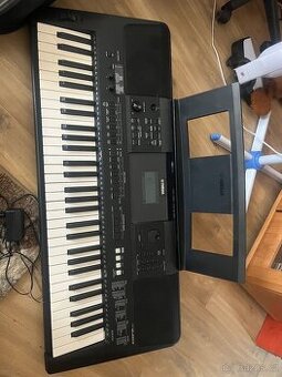 Keyboard Yamaha