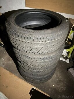 Zimní pneu Fortune 225/55 R18 102V