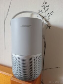 BOSE Portable Smart Speaker stříbrný - NOVÝ 
