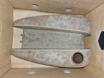 Nádrž Jawa 250 special na kulisu na nádrži