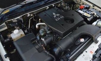 Kompl motor Mitsubishi Pajero IV 3.2 DID 4M41 - 1