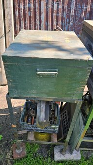 Vojenské bedny, montážní bedna