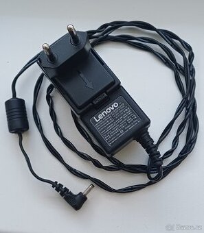 Nabíječka LENOVO nepoužívaná