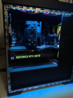 Prodávám tento počítač Lenovo Legion T5 26IOB6