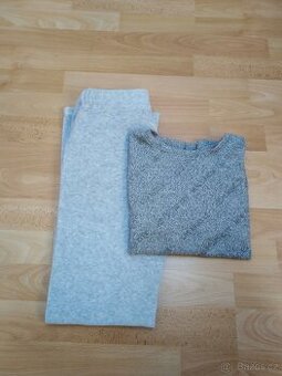 Tričko s dl.rukávem +tepláky vel.146