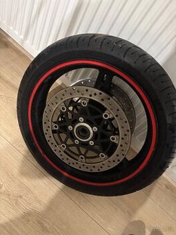 Predni zadni kolo kotouce Suzuki SV1000 SV1000S