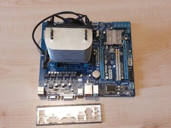 Základ PC Gigabyte GA-A75M-S2V AMD A8-3850 4GB DDR3