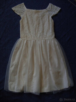 2 x Dívčí společ. šaty zn. Smyk - vel. 152 a 158