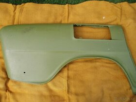 Š 100 - zadní blatníky