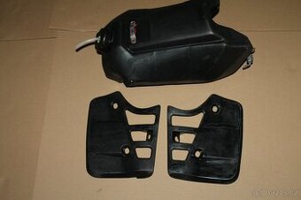 ČZ 125/519 Nádrž + Boční plasty