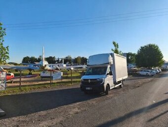 Hledáme dopravce s plachtovými dodávkami na vytěžování.