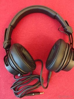 sluchátka Audio-Technica ATH-M60x