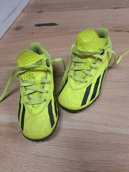Turfi dětské Adidas Crazyfast vel. 31
