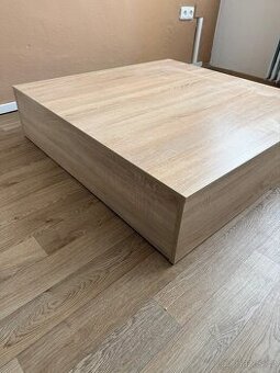 Pódium pod křeslo pro pedikérku