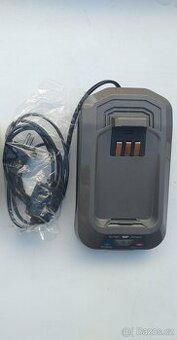 Nabíječka baterií VAX pro LithiumLife baterie