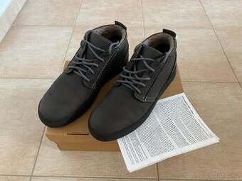 Nové pánské kožené zimní boty Baťa s kožichem - č. 44