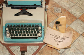 Starý kufříkový psací stroj Consul modrý TOP STAV