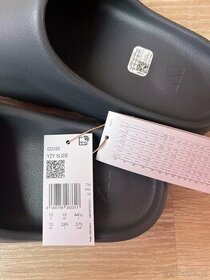 Adidas Yeezy Slides 44 2/3 Slate Grey