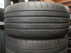 245/45 R19 DUNLOP (4512)