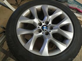 Originál zimní sada BMW R19
disky+ gumy, vzorek 7 cm