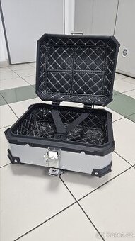 Top case Alu stříbrný