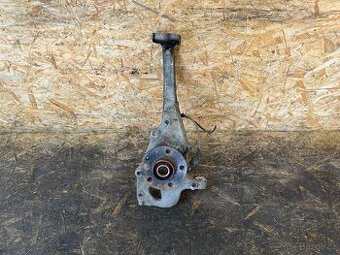 PRAVÁ PŘEDNÍ TĚHLICE AUDI A4 B8 / AUDI A5 8K0407285AA