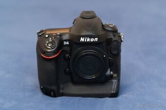 Nikon D4