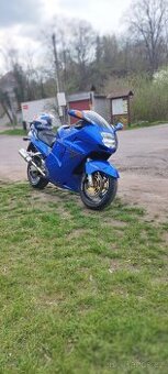 Honda 1100 cbr