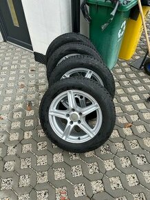 205/60 R 16 komplet s disky zimní VW Touran, Passat, Caddy - 1