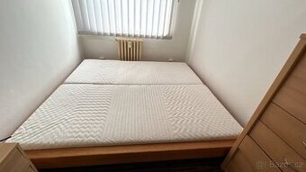 Prodám novomanželskou postel