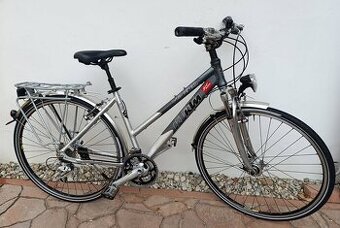 Dámské kolo KTM Veneto - ALU rám 18" - DEORE XT