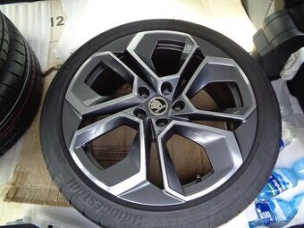 škoda Octavia IV 19 alu kola 5x112 nové