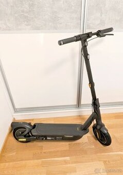 Segway Ninebot G2 MAX 35km/h CELOODPRUŽENÁ elektrokoloběžka