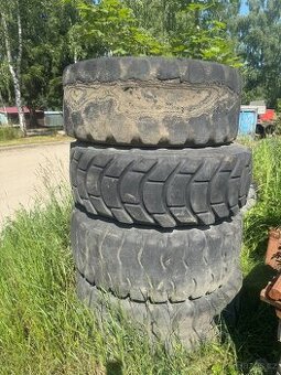 Kola na Unk 320