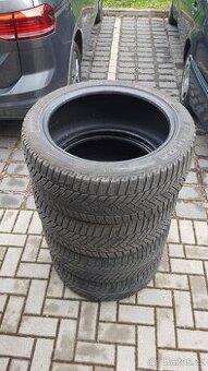 2x2 ZIMNI PNEU 245/45 R18 - 1
