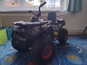 Elektrická čtyřkolka X-MAX 607