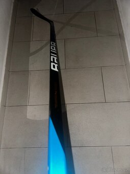 Hokejka Bauer Nexus E40