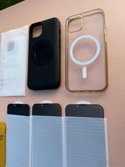 Prodám kryt Quadlock  na telefon iPhone 13