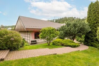 Luxusní Rodinný Dům na Prodej ve Hvězdonicích