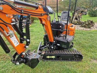 Minibagr malotraktor