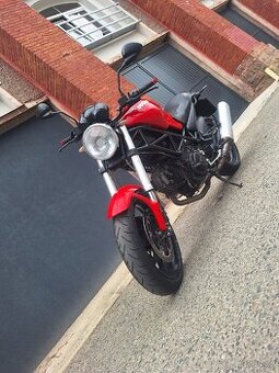 Ducati monster