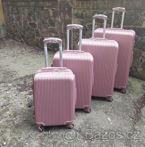 Pevné a odlehčené kufry