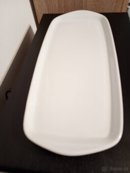 Servírovací porcelánový tác bílý 36 x 15, 5 cm